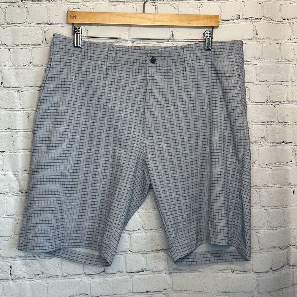 Callaway Performance DriFit Mens Golf Sports Shorts Pockets SZ 36 Gray Check